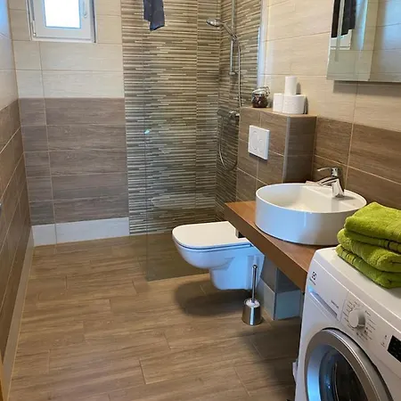 Apartmany Pritluky بيت ضيافة Přítluky