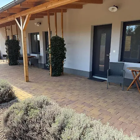 Apartmány Přítluky Pensión