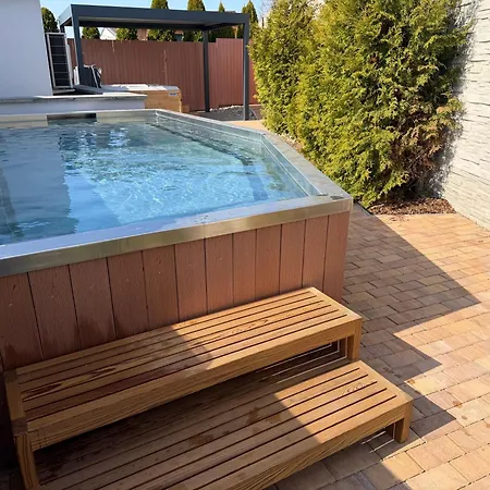 Apartmany Pritluky بيت ضيافة 3*