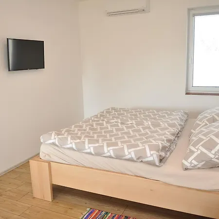 Apartmany Pritluky Gasthof 4*