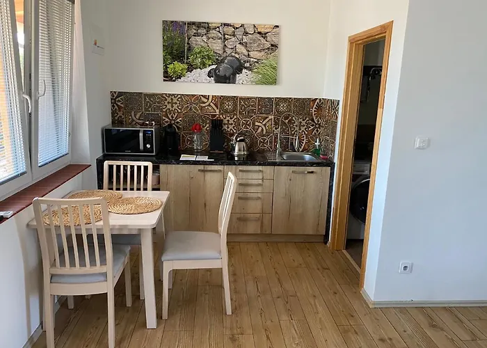 Guest house Apartmany Pritluky Pritluky