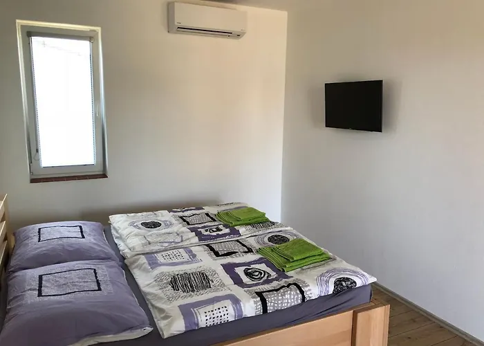 Guest house Apartmany Pritluky